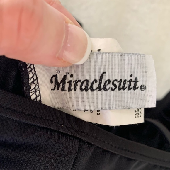 MiracleSuit All Black Draped Ruched  Sz 10 D - Picture 9 of 11